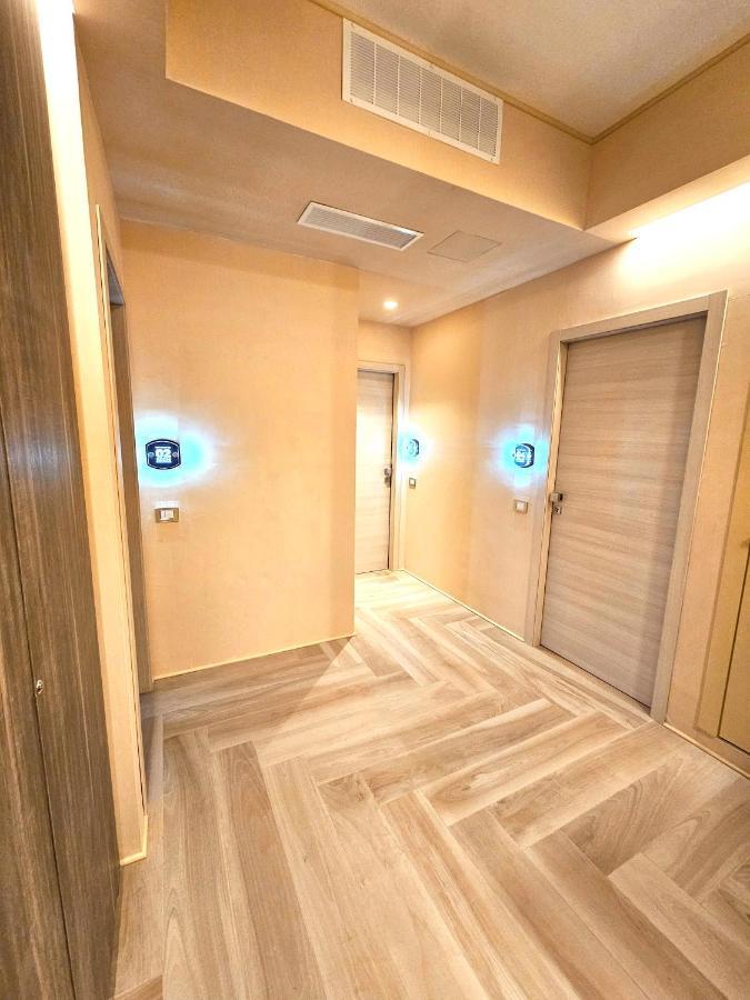 Astoria Supreme - Modern Boutique Suites Lecce Eksteriør billede